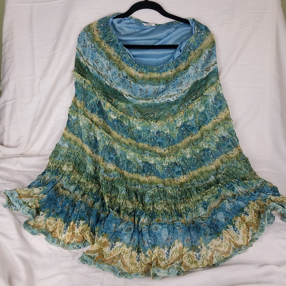 Christopher & Banks Broomstick Skirt Womens M Blue Green Excellent Floral Tiered